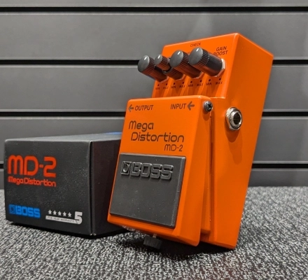 BOSS - MD-2 Mega Distortion Pedal 2